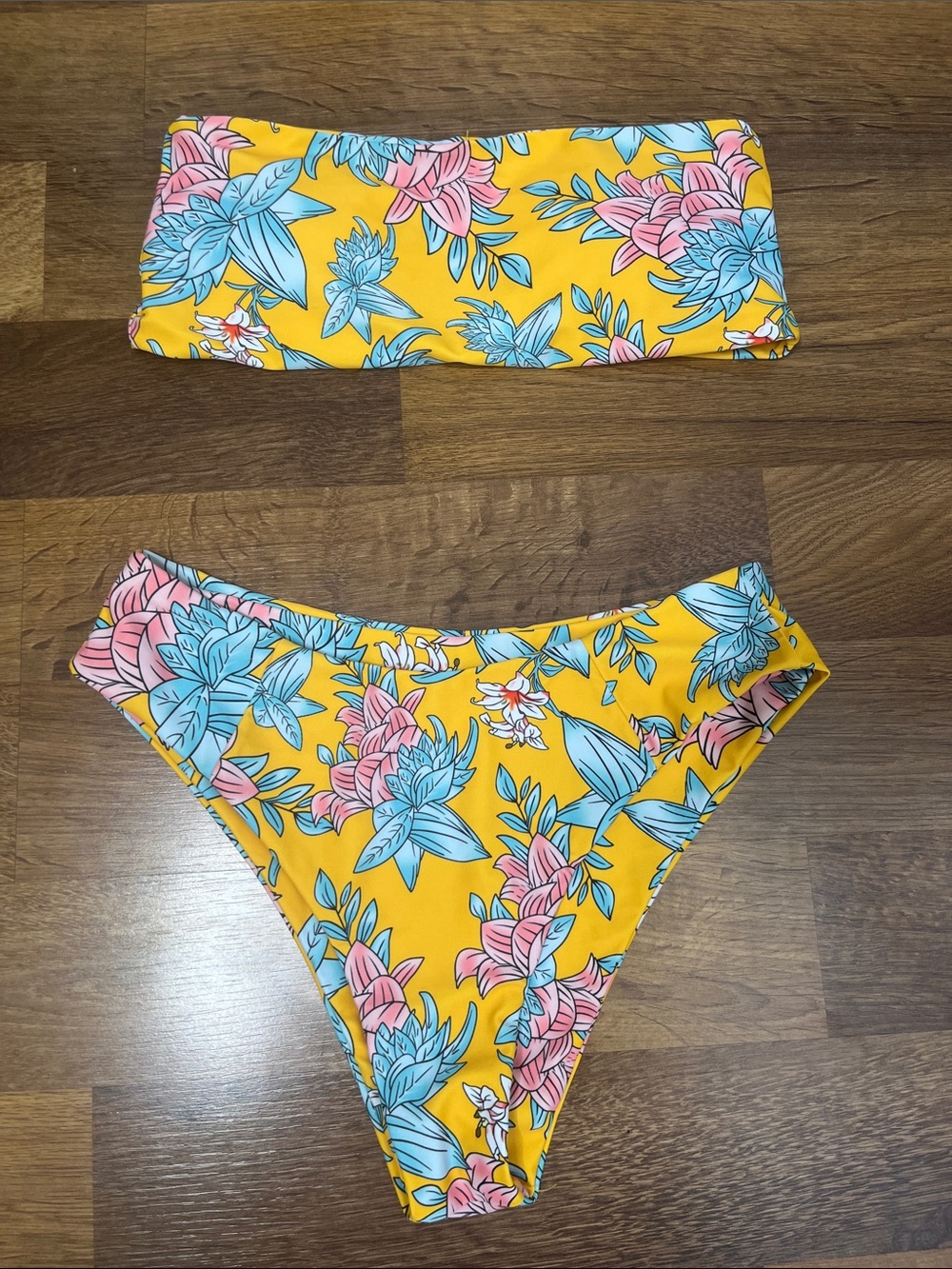 Zaful Yellow Floral Bandeau Two-Piece Swimwear Size Small